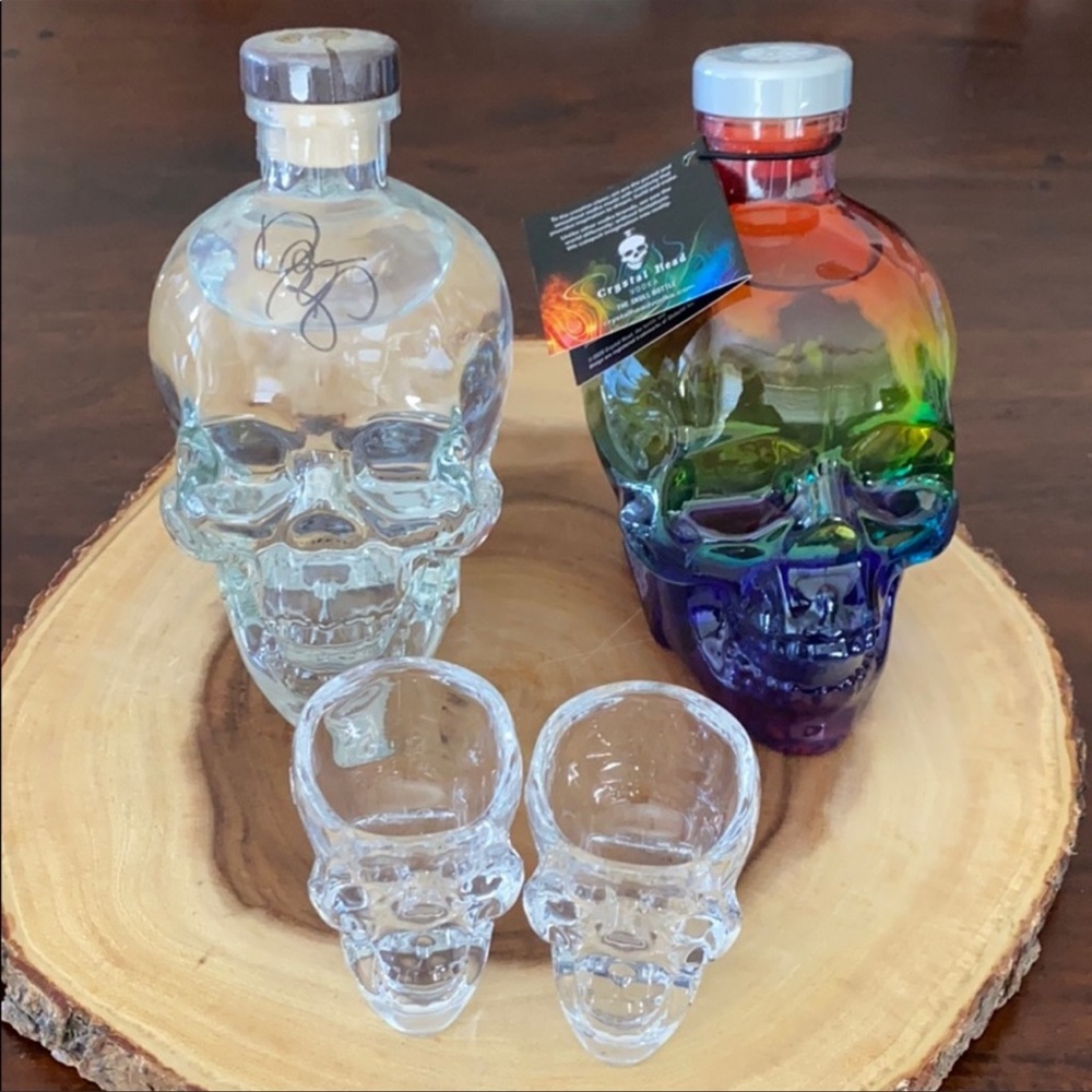 CRYSTAL HEAD vodka shot glasses